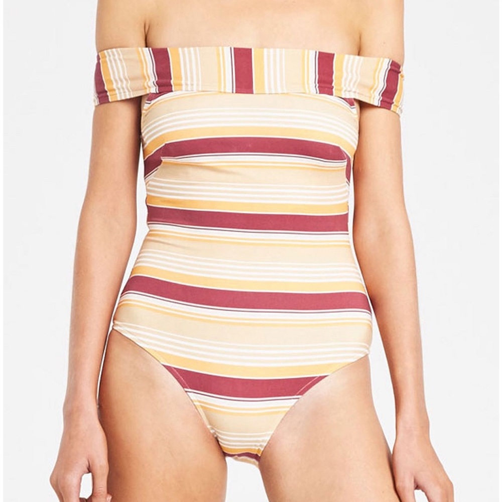 ZULU AND ZEPHYR
ECLIPTICE OFF SHOULDER ONE PIECE